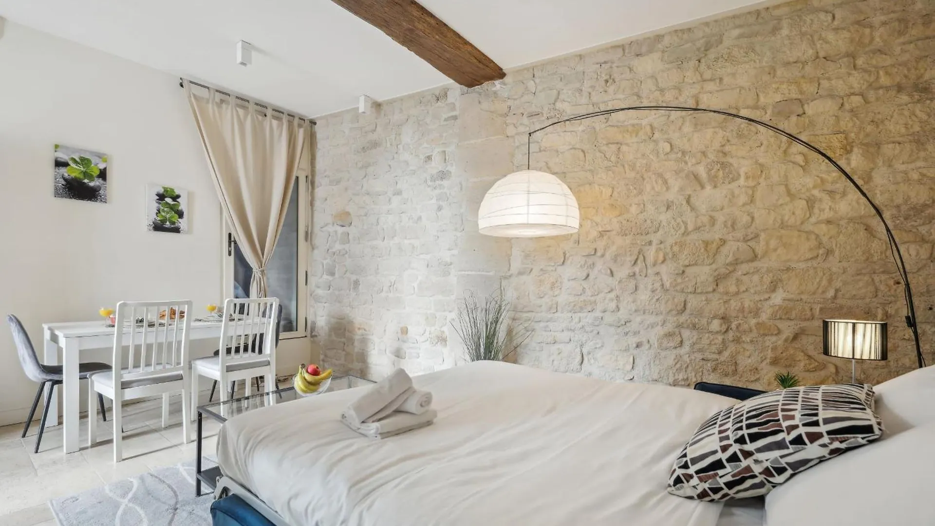 Apartment Ile St Louis - Cityapartmentstay Paris